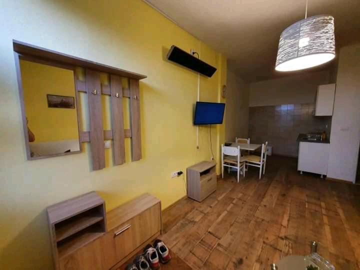 Apartmani Sarti באניה לוקה מראה חיצוני תמונה