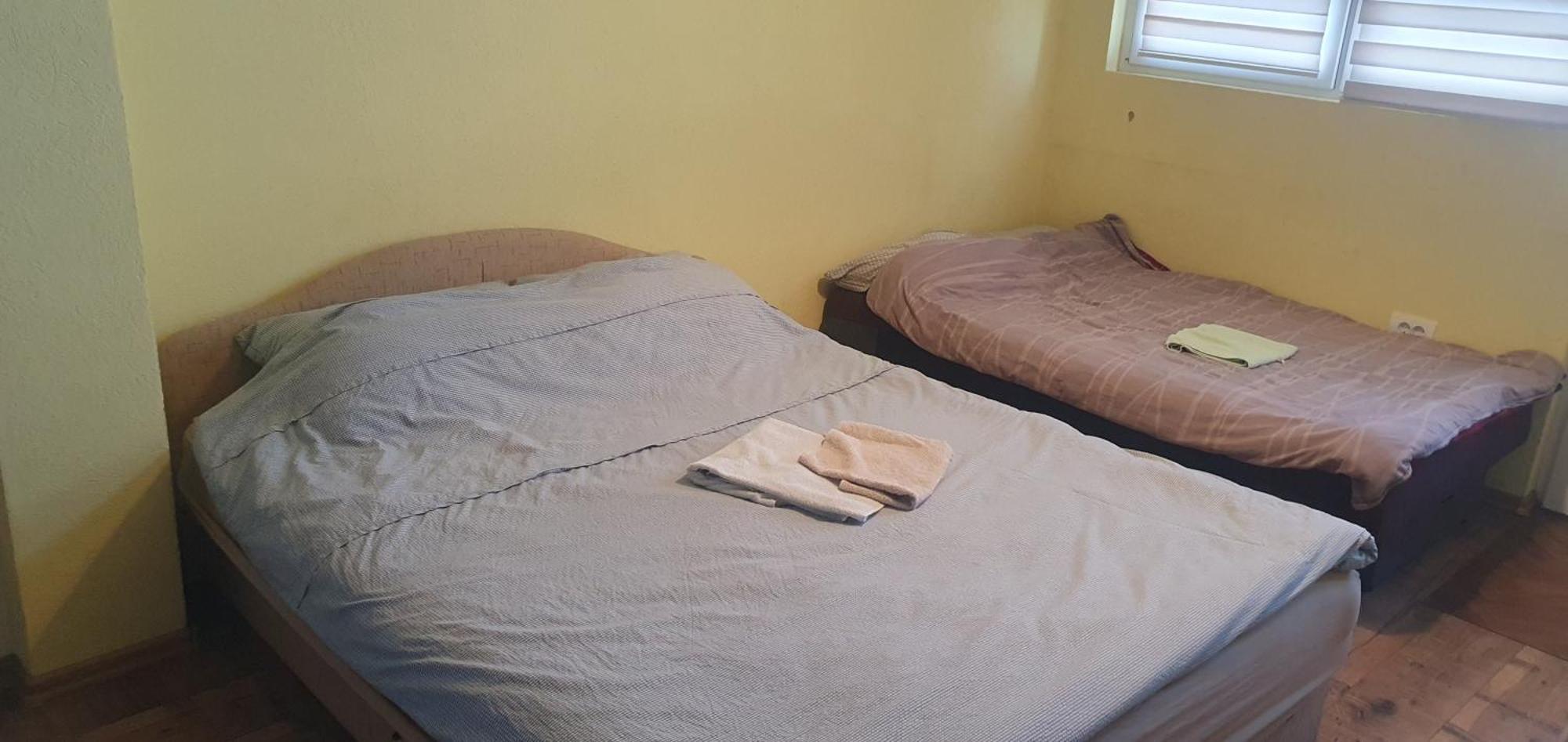 Apartmani Sarti באניה לוקה מראה חיצוני תמונה